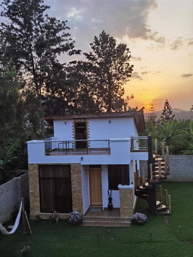 Tiny House With Amazing View Lägenhet Arusha Exteriör bild